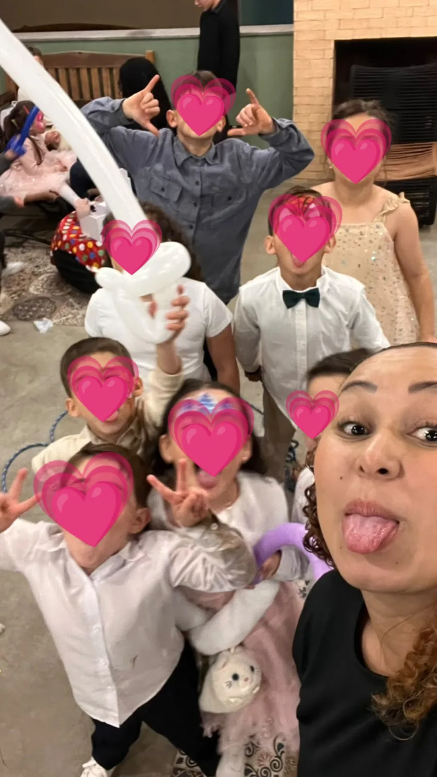Recreação com muitas brincadeiras e pintura facial! 
Evento: casamento